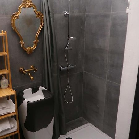 Dimora Victoria Apartment Bari Luaran gambar