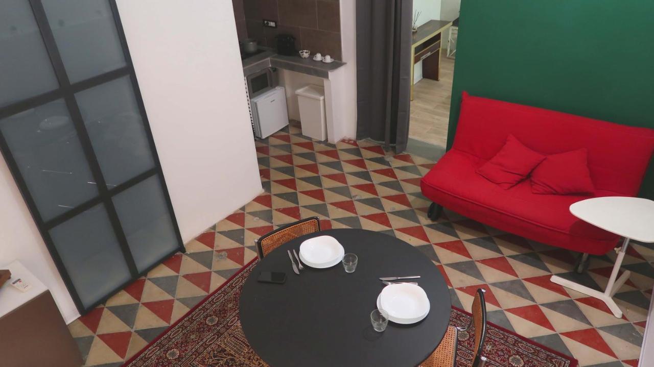 Dimora Victoria Apartment Bari Luaran gambar